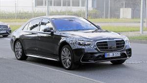 Mercedes%20S-Class%20spyshots-8.jpg