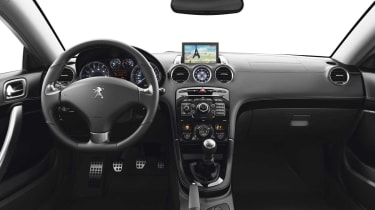 Peugeot RCZ facelift dash