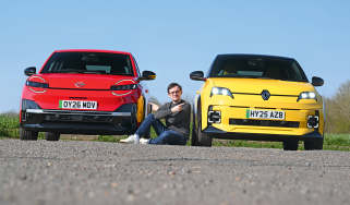 Renault 5 E-Tech Iconic Five - Nissan or Renault