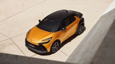 Toyota C-HR - press front above