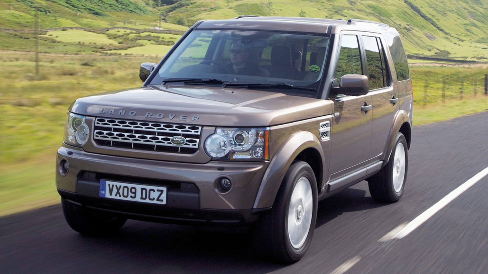 Land Rover Discovery 4 Auto Express