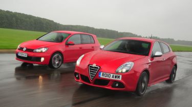 Alfa Giulietta Cloverleaf vs. Golf GTI