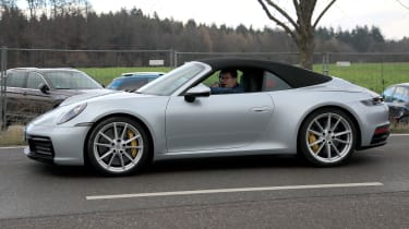 New Porsche 911 Cabriolet - spyshot 4