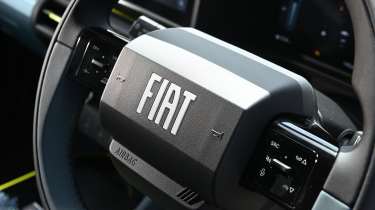 Fiat Grande Panda hybrid - steering wheel