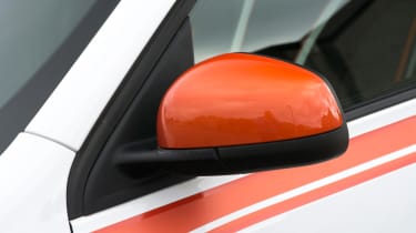 Triple test – Renault Twingo - wing mirror