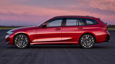 BMW 3 Series Touring Facelift side shot