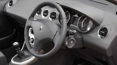 Peugeot 308 SW interior