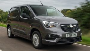 Ford%20Transit%20Custom%20NCA%202020-2.jpg