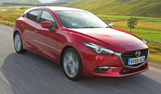 Mazda 3 2016 - front tracking