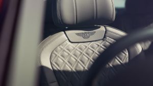 Bentley Flying Spur V8 - seat detail