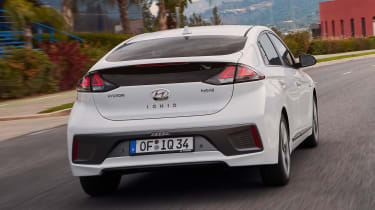 Hyundai Ioniq Hybrid - rear action