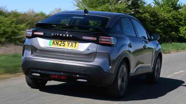 Citroen e-C4 - rear tracking