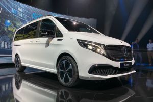 Mercedes EQV - front