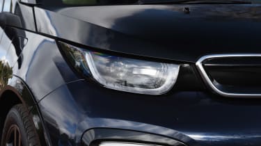 BMW i3s - front light