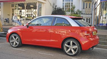 Audi A1: First report header