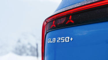 Mercedes GLB - rear light