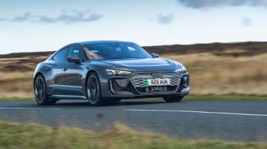 New Audi RS e-tron Performance - front cornering 