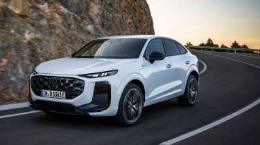 Audi Q3 Sportback 2025  tracking