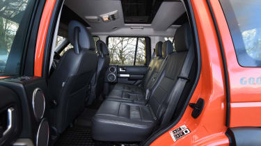 Land Rover Discovery Mk3 - rear seats