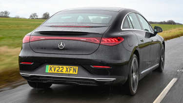 Mercedes EQE 350 - rear tracking