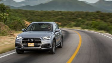 New Audi Q5 - front tracking