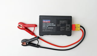 Sealey LStart235 lithium-ion jump starter