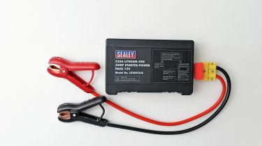 Sealey LStart235 lithium-ion jump starter