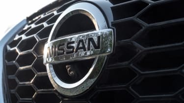 Nissan Juke - Nissan badge