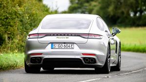 New%20Porsche%20Panamera%204S%20E-Hybrid%202020-24.jpg