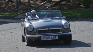 Electric MGB - front cornering