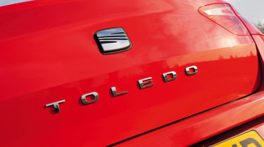 SEAT Toledo badge