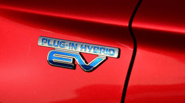 Mitsubishi Outlander PHEV - EV badge