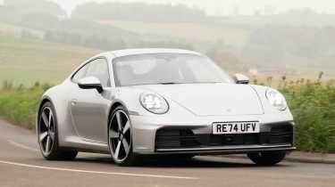 Porsche 911 Carrera - front cornering