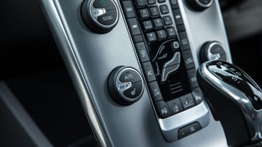 Volvo V40 2016 - dashboard