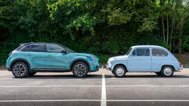 Fiat 600s face off