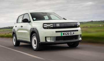 Fiat Grande Panda Pop - front tracking 