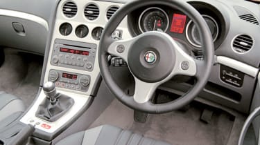 Alfa Romeo Brera interior