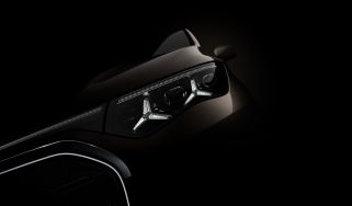 New Mercedes V-Class teaser - front 