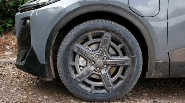 Subaru Uncharted - wheel