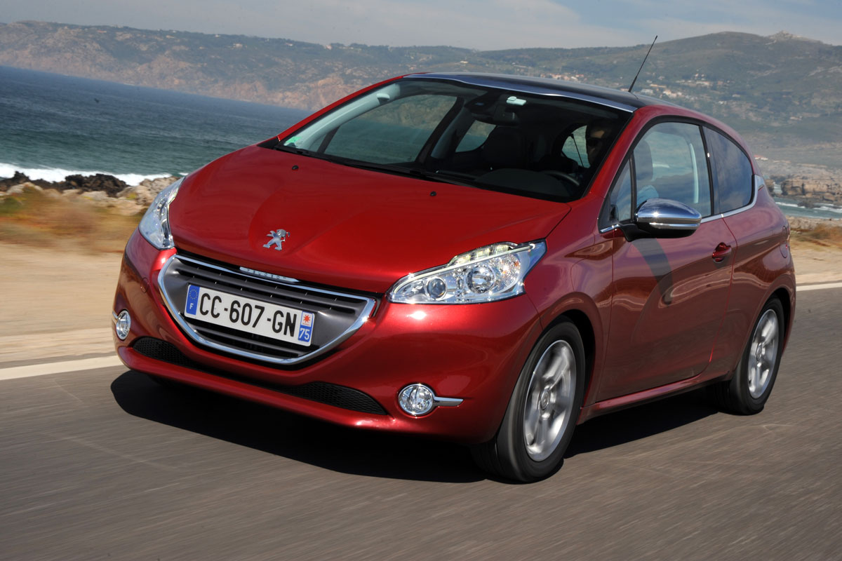 Peugeot 208 1.6 VTi Allure review   Auto Express