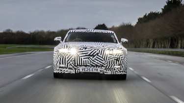 Jaguar GT 2025 - front