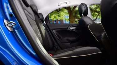 Fiat 500X - Rear Seats