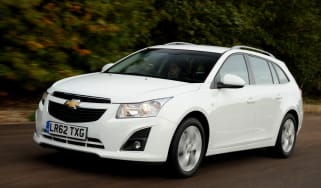 Chevrolet Cruze SW front action