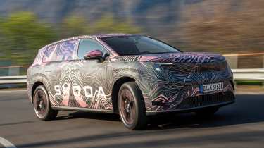 Skoda Peaq prototype - front cornering