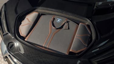 Lamborghini Lanzador concept interior Frunk