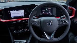 Vauxhall Mokka - steering wheel