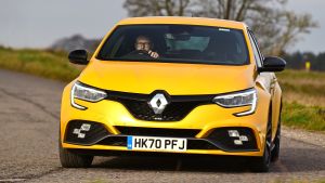 Renault Megane R.S. 300 Trophy - front cornering