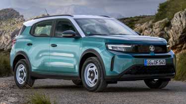 Vauxhall Frontera Hybrid Design Khaki Green - static front 3/4