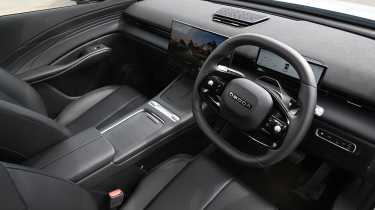 Omoda 7 SHS-P Noble Tech - dashboard