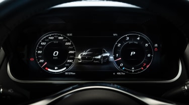 2020 Jaguar F-Type - digital display 